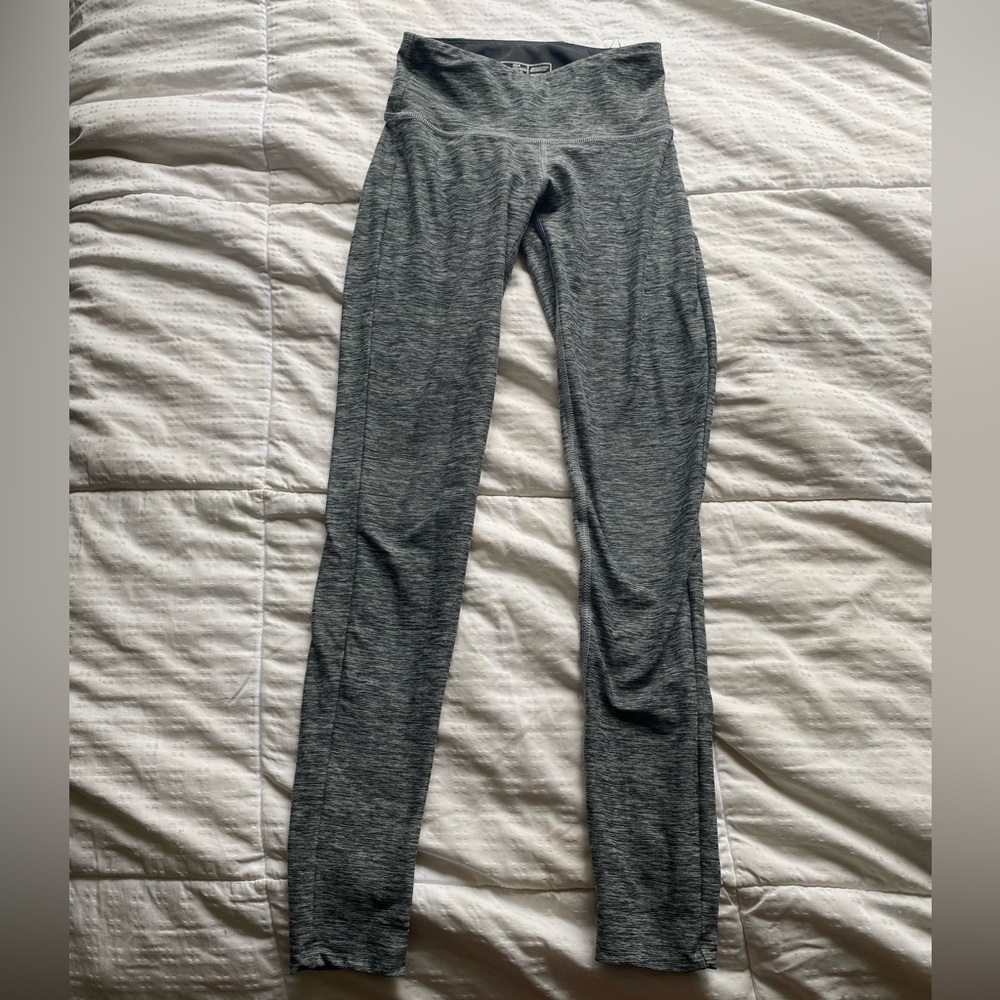 Buttery Soft New Balance Grey Leggings Size XS